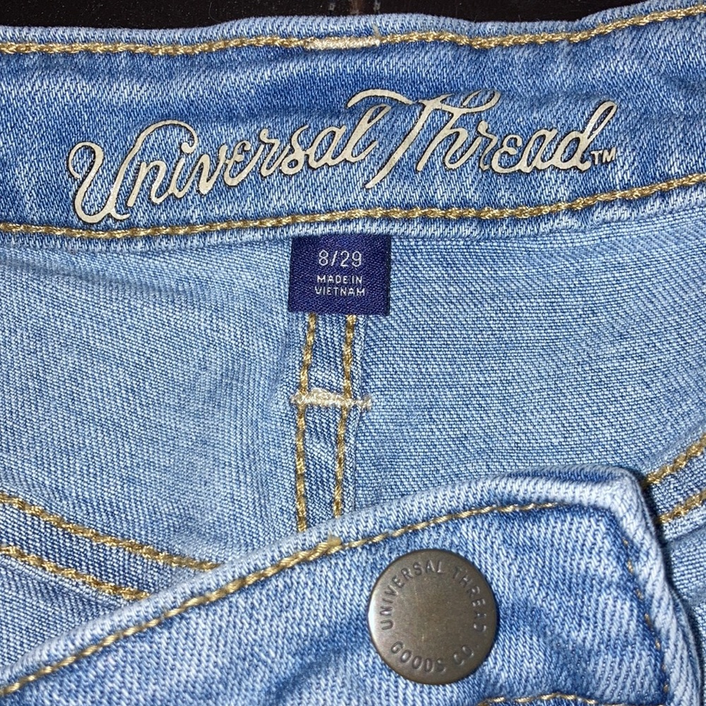 Universal Thread jeans